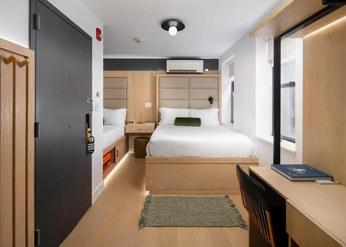 Little Charlie Hotel
